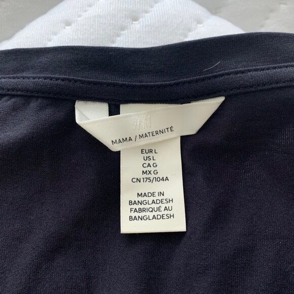 H&M Purple Maternity Tee; Size Large; Short-Sleeve - Picture 2 of 2